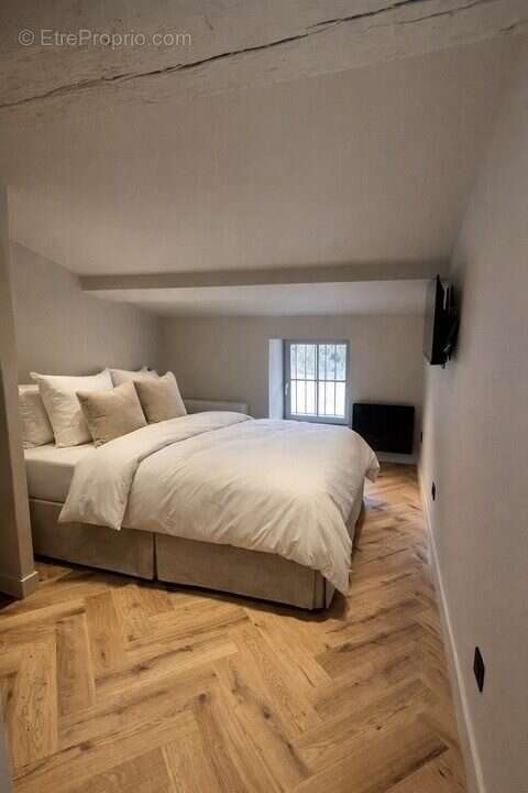 Appartement à CHAMPAGNE-AU-MONT-D'OR