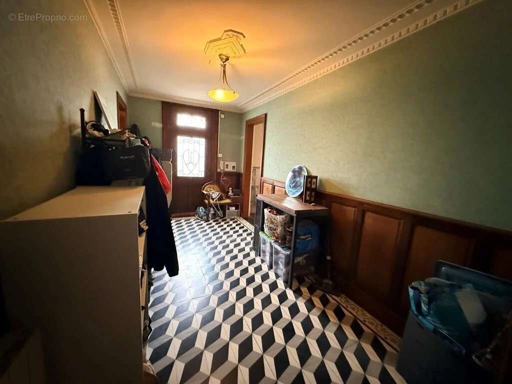 Maison à CIVRAC-DE-BLAYE