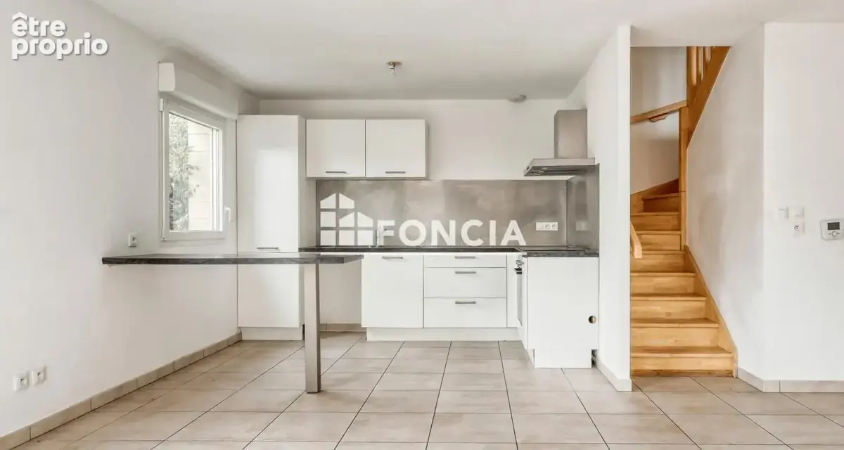  ROQUES — Duplex T4 · 82 m² · Jardin · Garage — Coup de cœur assuré ! - photo 4