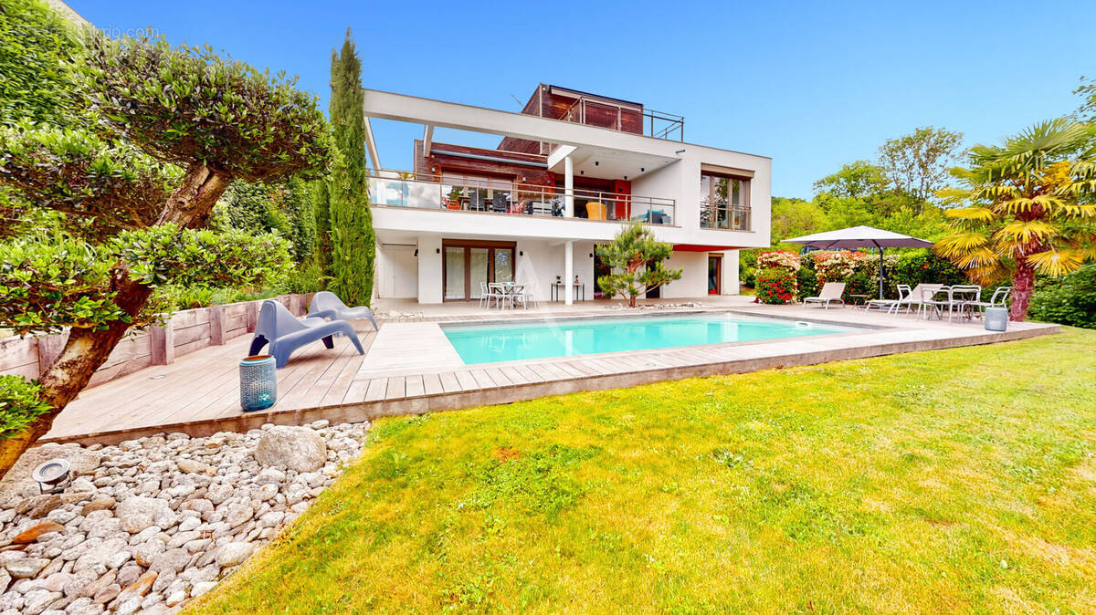 Maison à ARGONAY