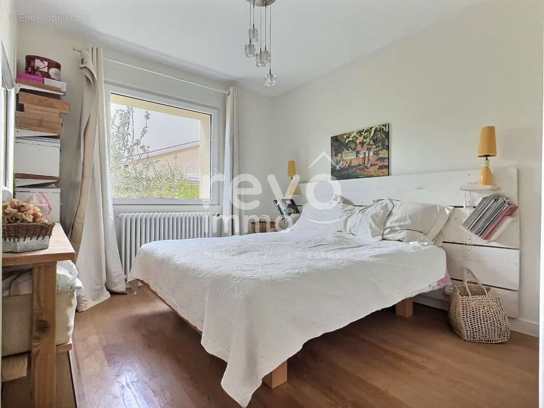 Maison à VILLARS-LES-DOMBES