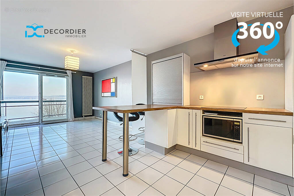 Appartement à EVIAN-LES-BAINS