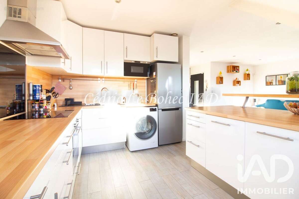 Appartement 61 m² à Saint-Prix  - photo 8