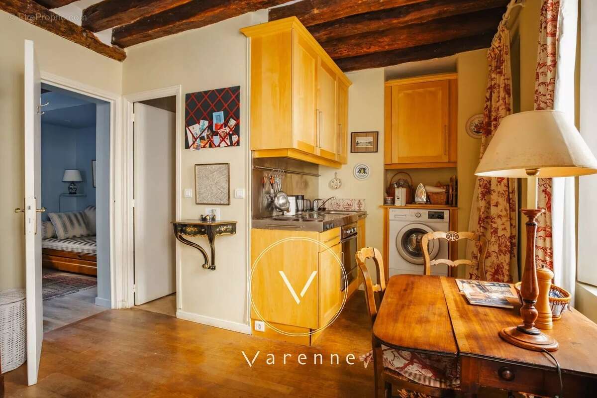 Appartement à PARIS-6E