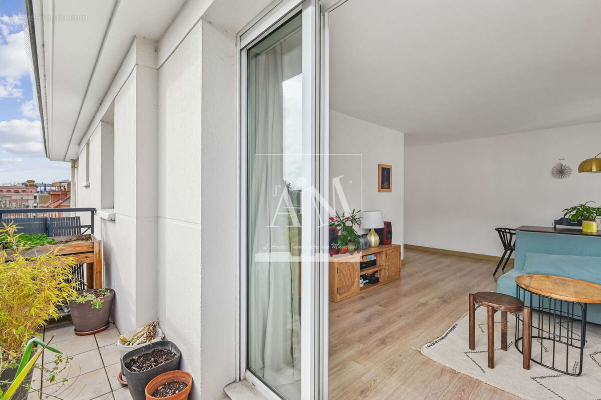 Appartement à NANTERRE