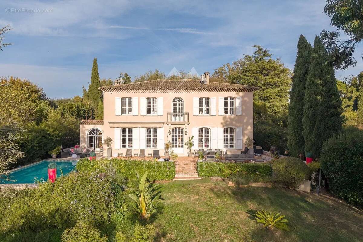 Maison à LA COLLE-SUR-LOUP