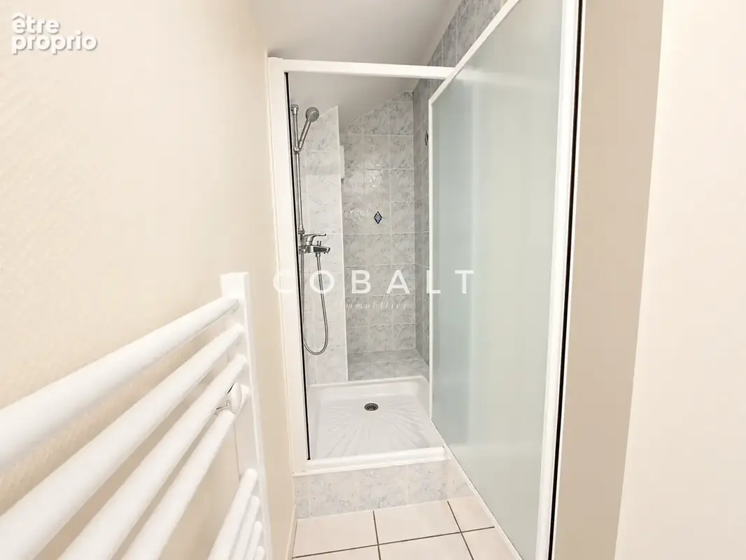 Appartement Duplex - 2 chambres - 47 m2 - Place de stationnement + Cave - La Baule centre Proche Marché - photo 11