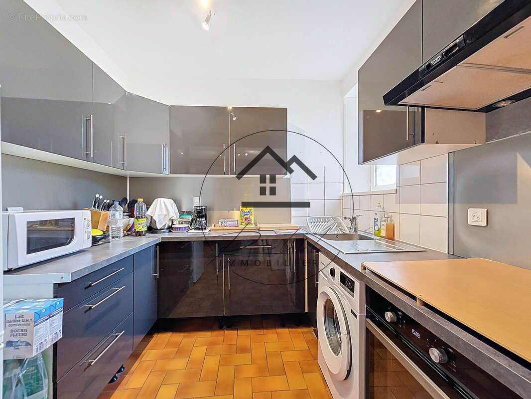 Appartement à MOUY