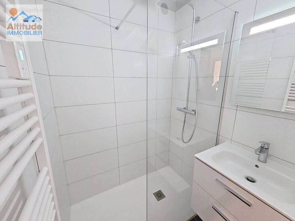 Appartement à CHATEL