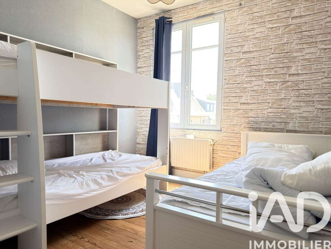 Maison 169 m² à Roncey  - photo 6