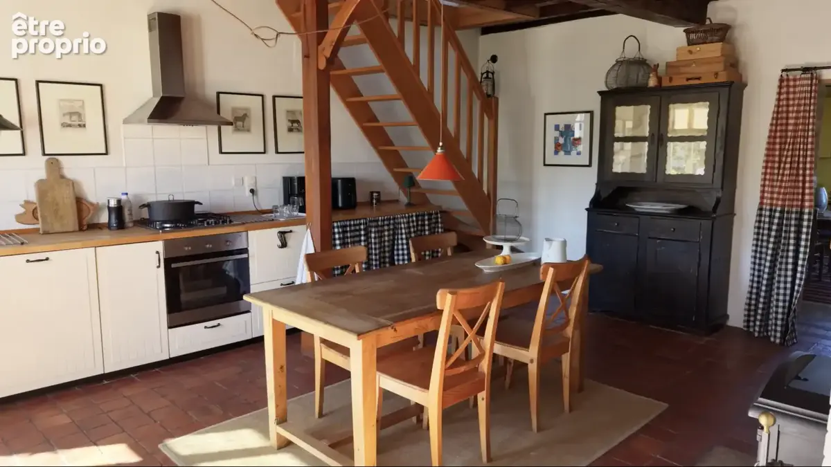 Ensemble de deux maisons dans un hameau paisible - photo 6