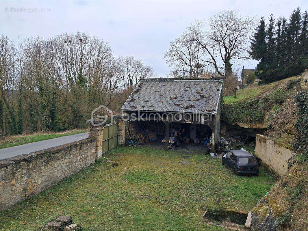 Maison à VIC-SUR-AISNE