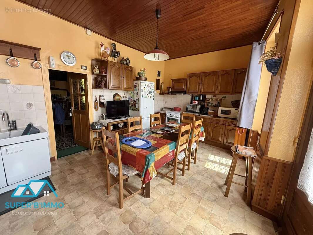 Maison à BOURNONCLE-SAINT-PIERRE