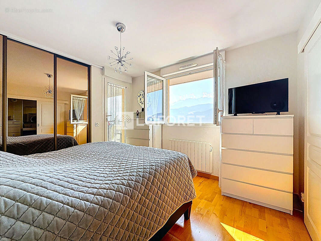 Appartement à SAINT-ISMIER