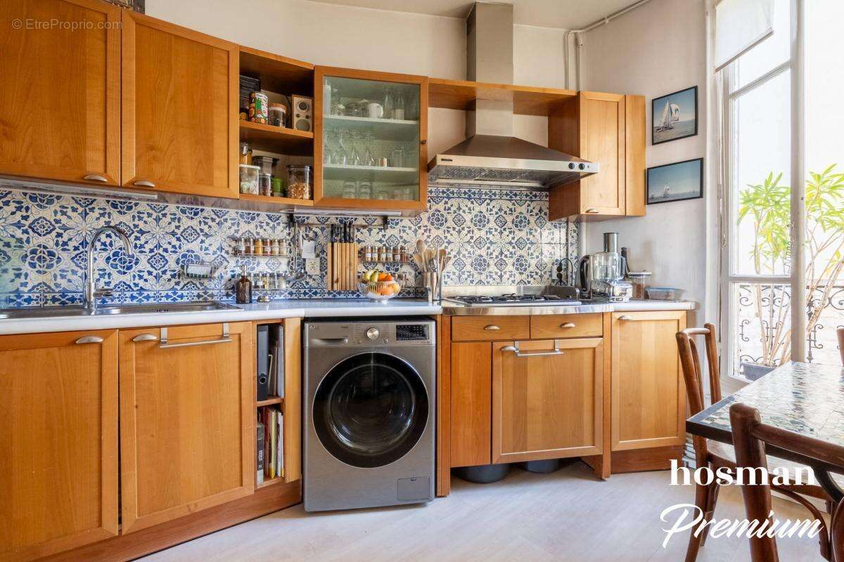 Appartement à PARIS-15E