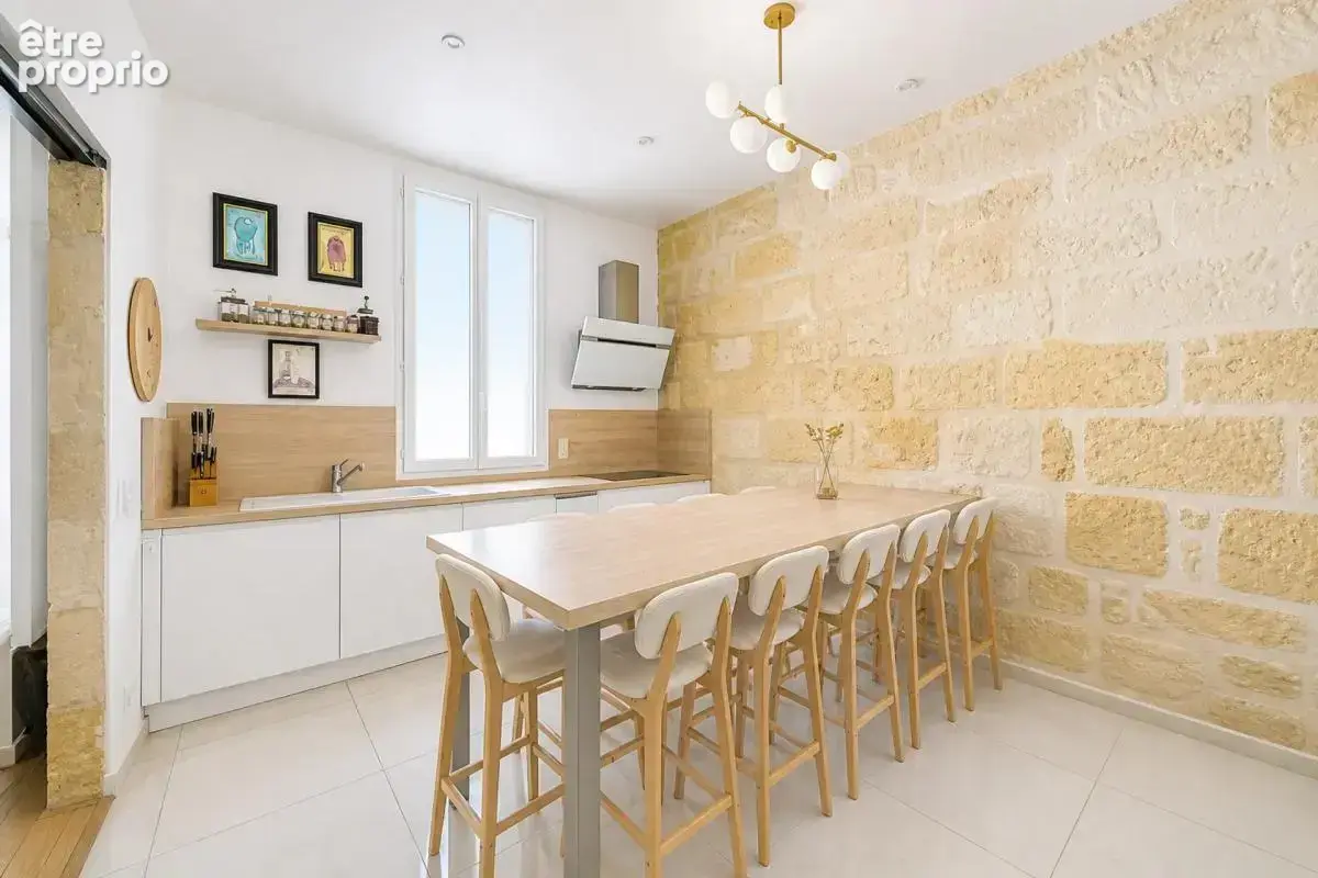 Maison de 6 pièces de 117 m² à Talence - photo 2