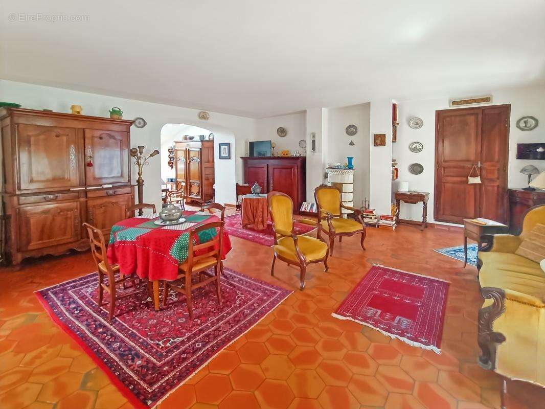 Maison à ORAISON