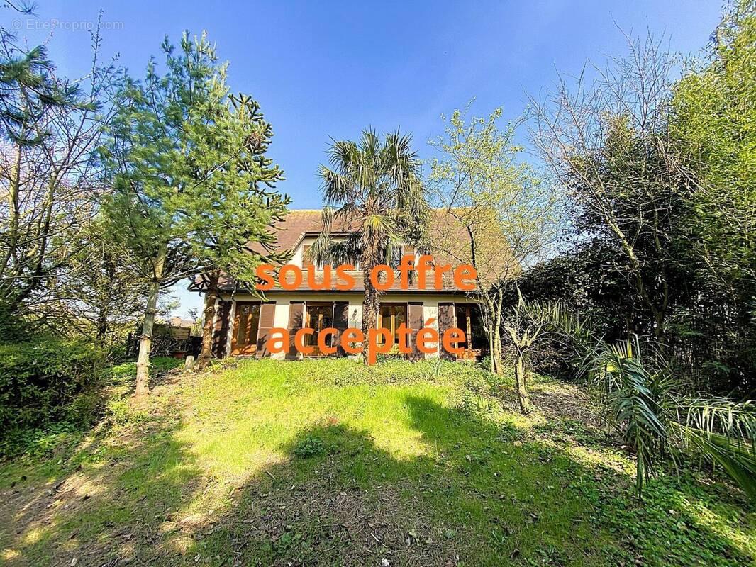 Photo 1 - Maison à SAINT-CONTEST
