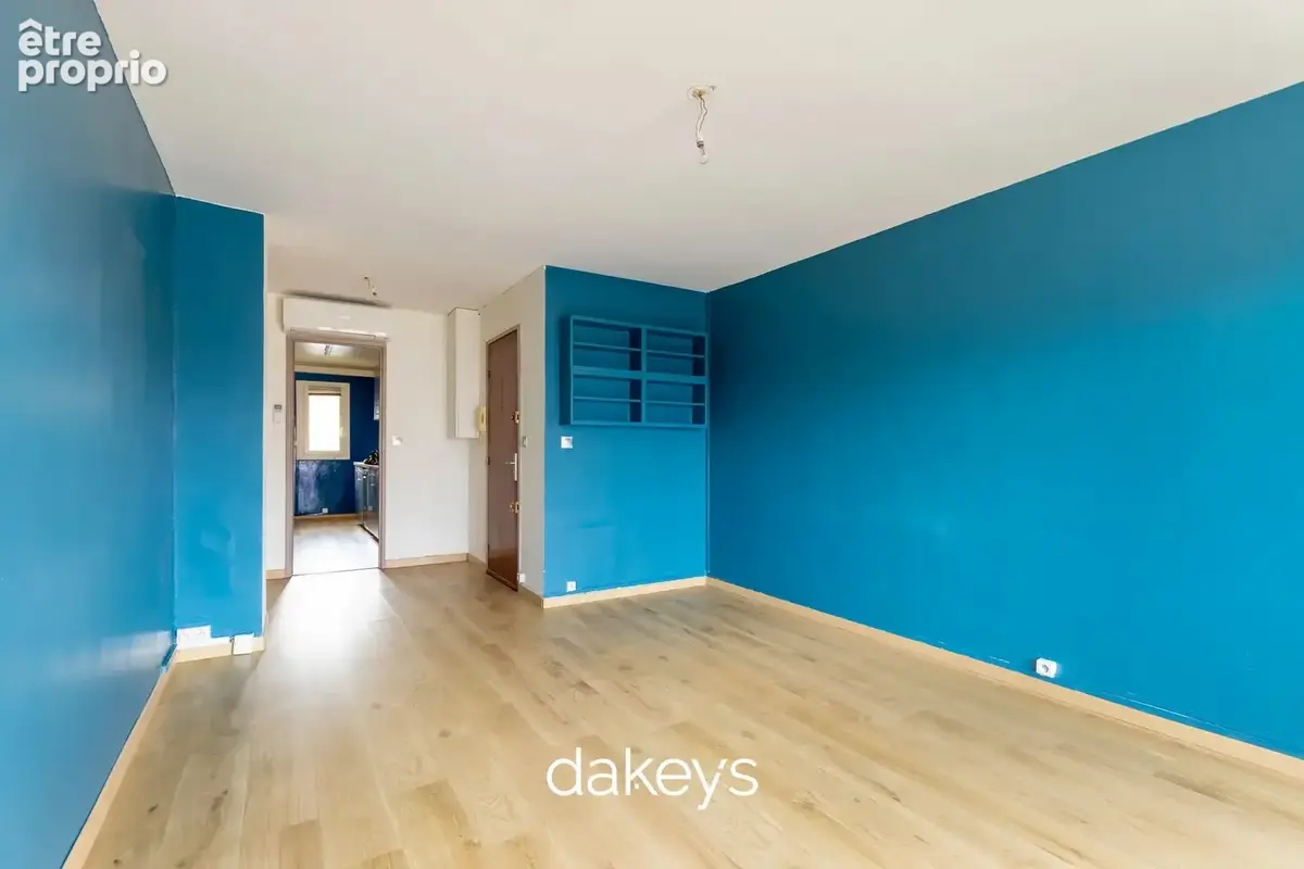 A Vendre Marseille 13008 La Plage T3 au calme 62m avec Loggia proche mer - photo 5