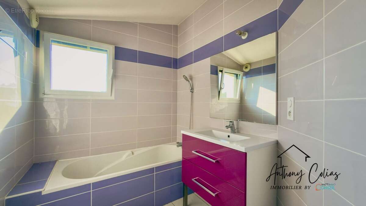 Salon Séjour  - Maison à LE GUERNO