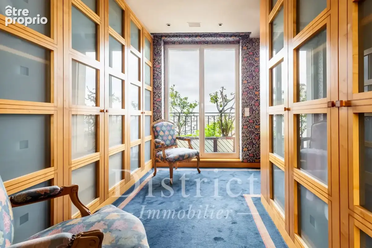 Trocadéro. Vue Tour Eiffel pour cet appartement de 112m² en étage élevé. - photo 10