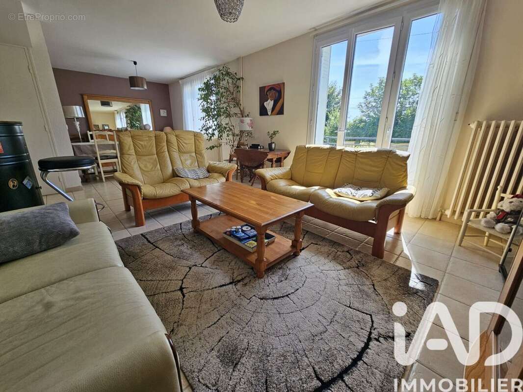Maison 130 m² à Chamarande  - photo 4