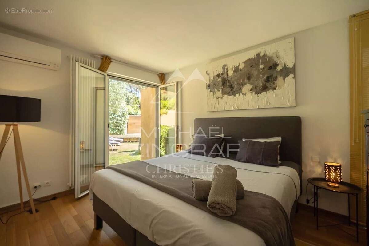 Maison à LA TOUR-D&#039;AIGUES