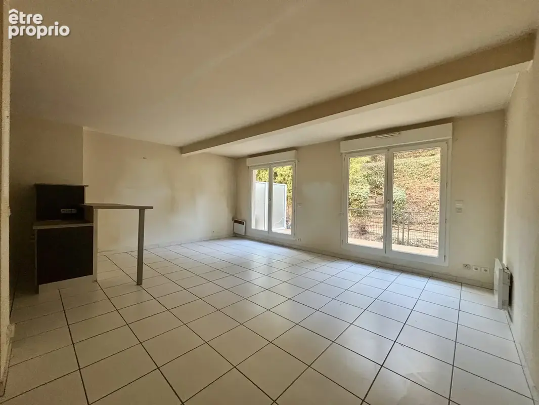 T3 de 86 m2 avec grande terrasse et 2 parkings   Hauts des Jardins Saint-Jacques - photo 2