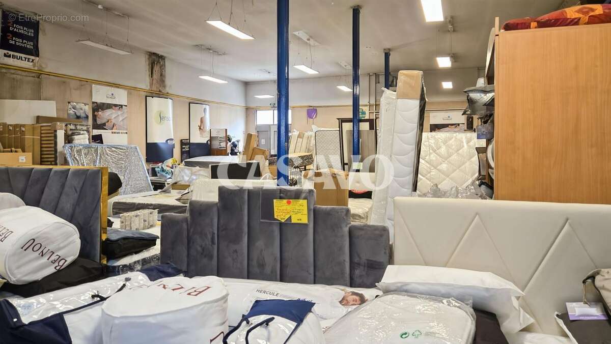 Appartement à LES PAVILLONS-SOUS-BOIS