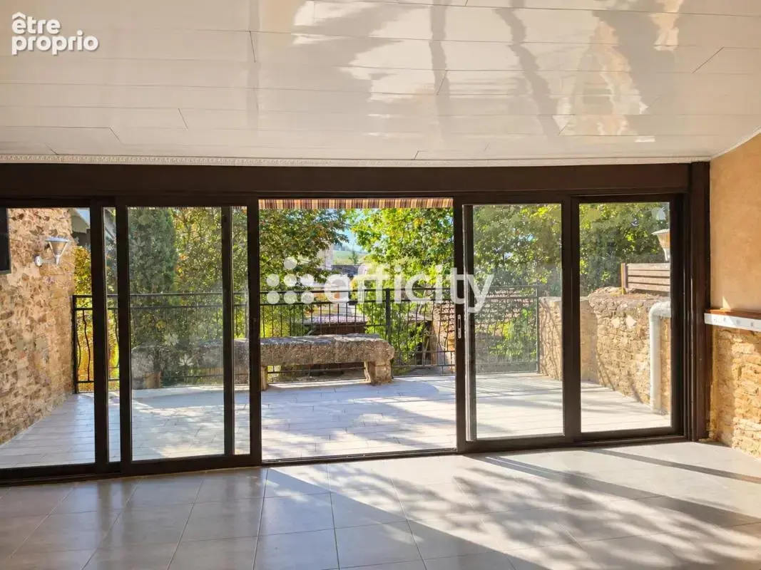 Maison 4 pièces 94 m² à vendre à Charnay (69380) - photo 3