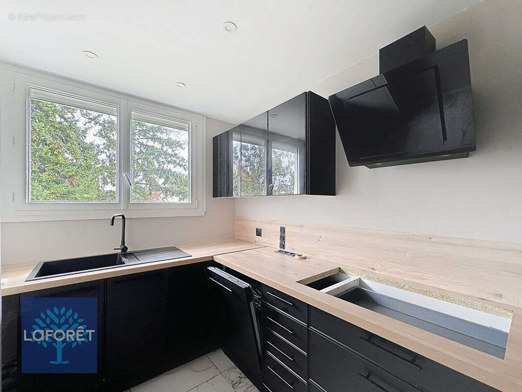 Appartement à MENNECY