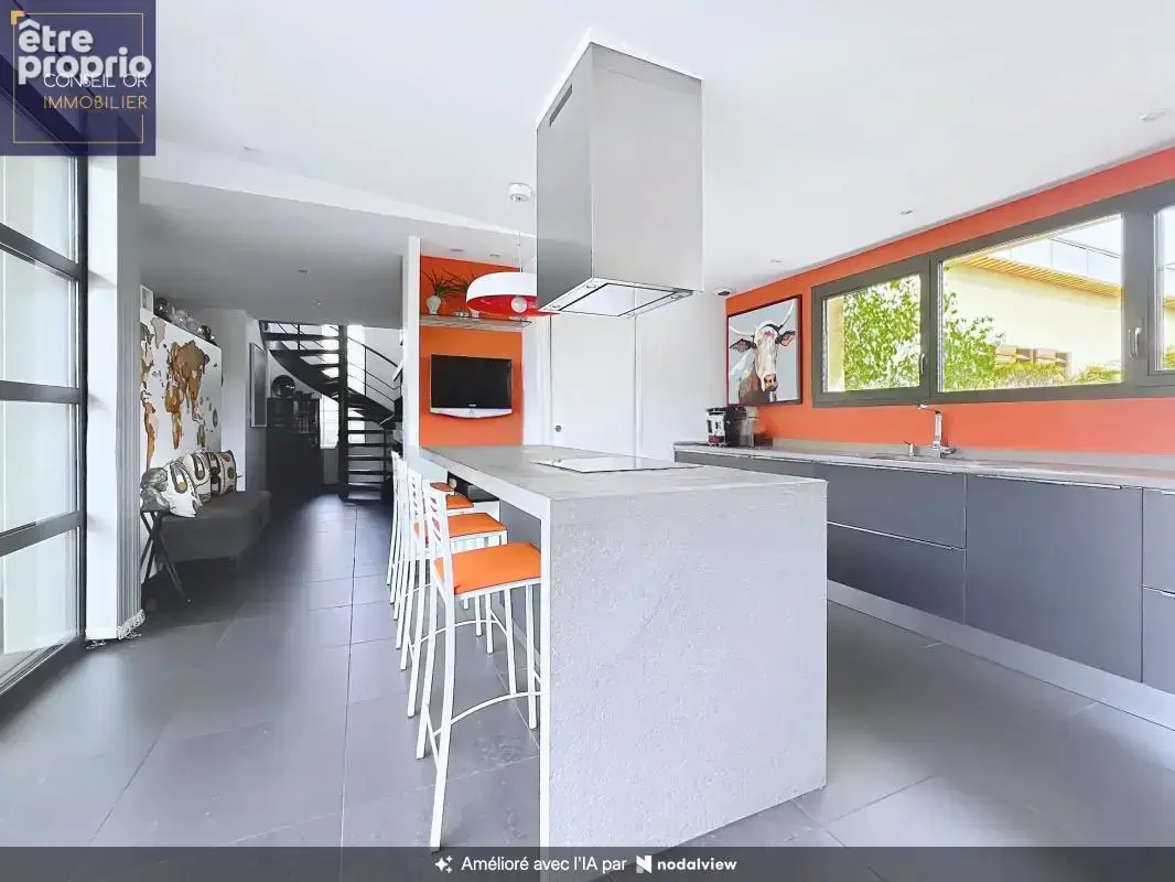 Maison - T8 -  221 m² avec piscine et terrain paysagé – Hauteurs de Saint-Genis-Laval - photo 9