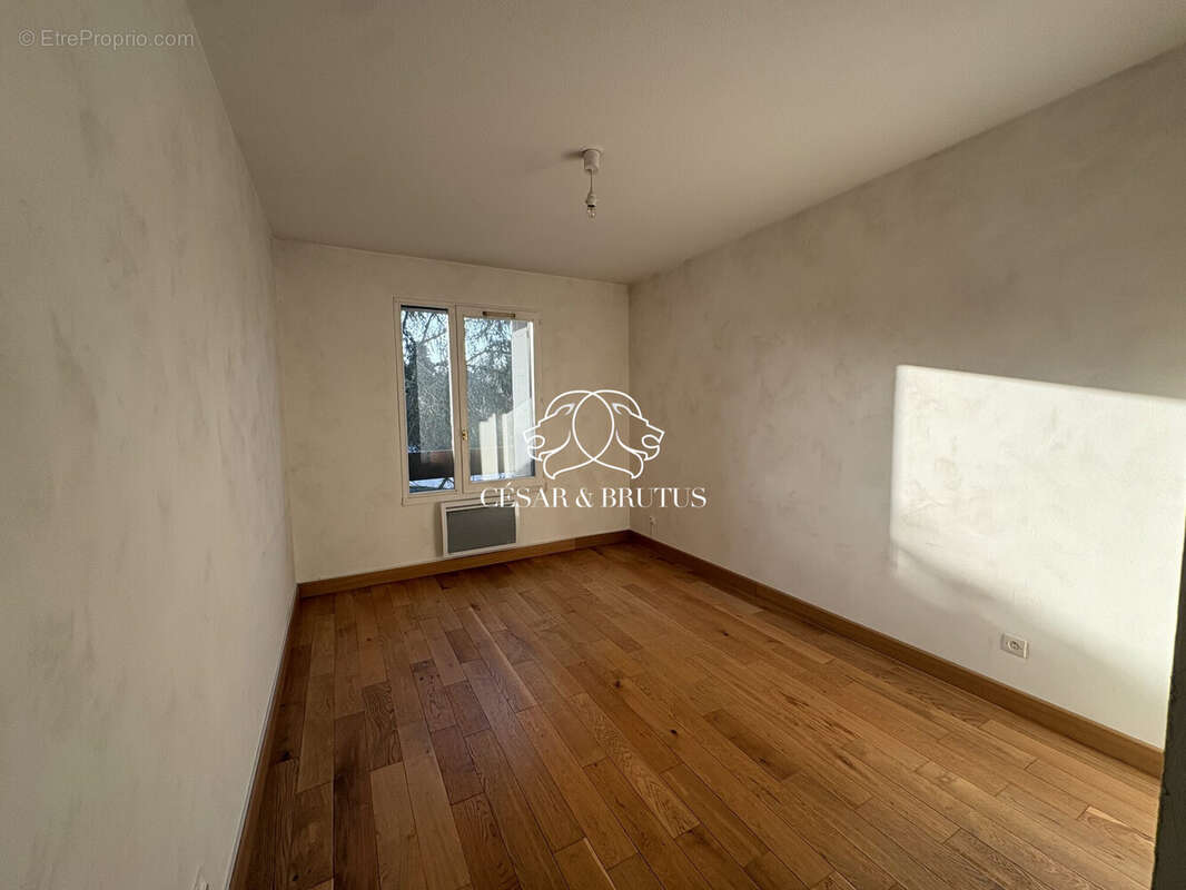 Appartement à LYON-9E