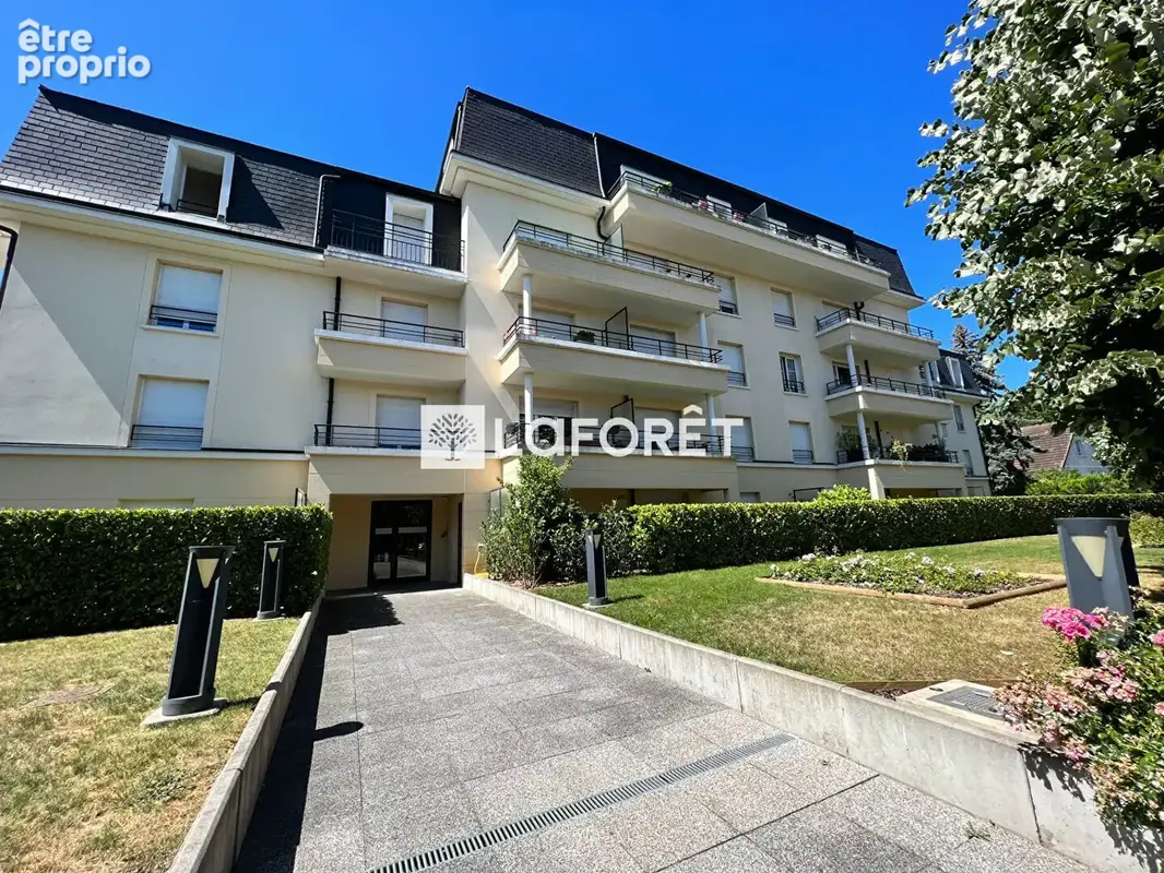 Le plessis trevise -centre ville - a deux pas de toutes commodites - photo 14
