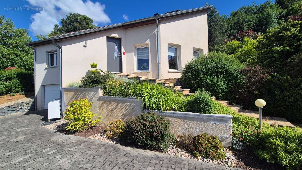 Maison à CHAMPIGNEULLES