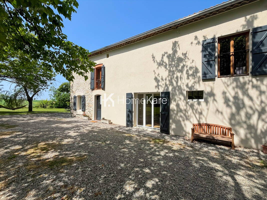 Maison à PUYLAURENS