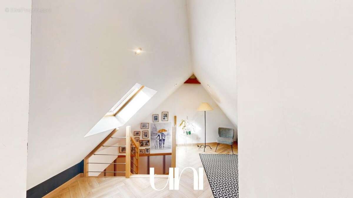 Maison à TROIS-MONTS