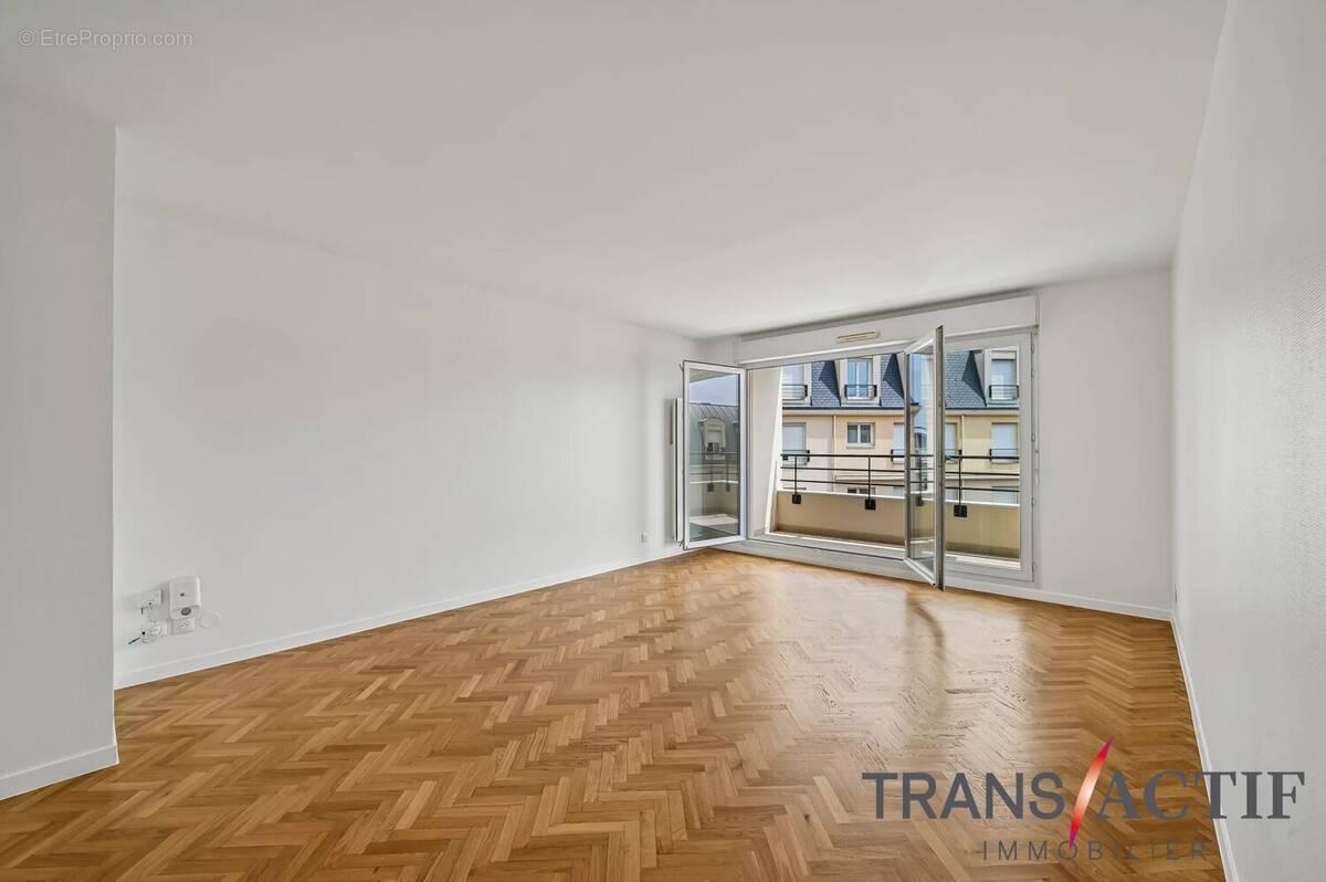 Appartement à CHATILLON