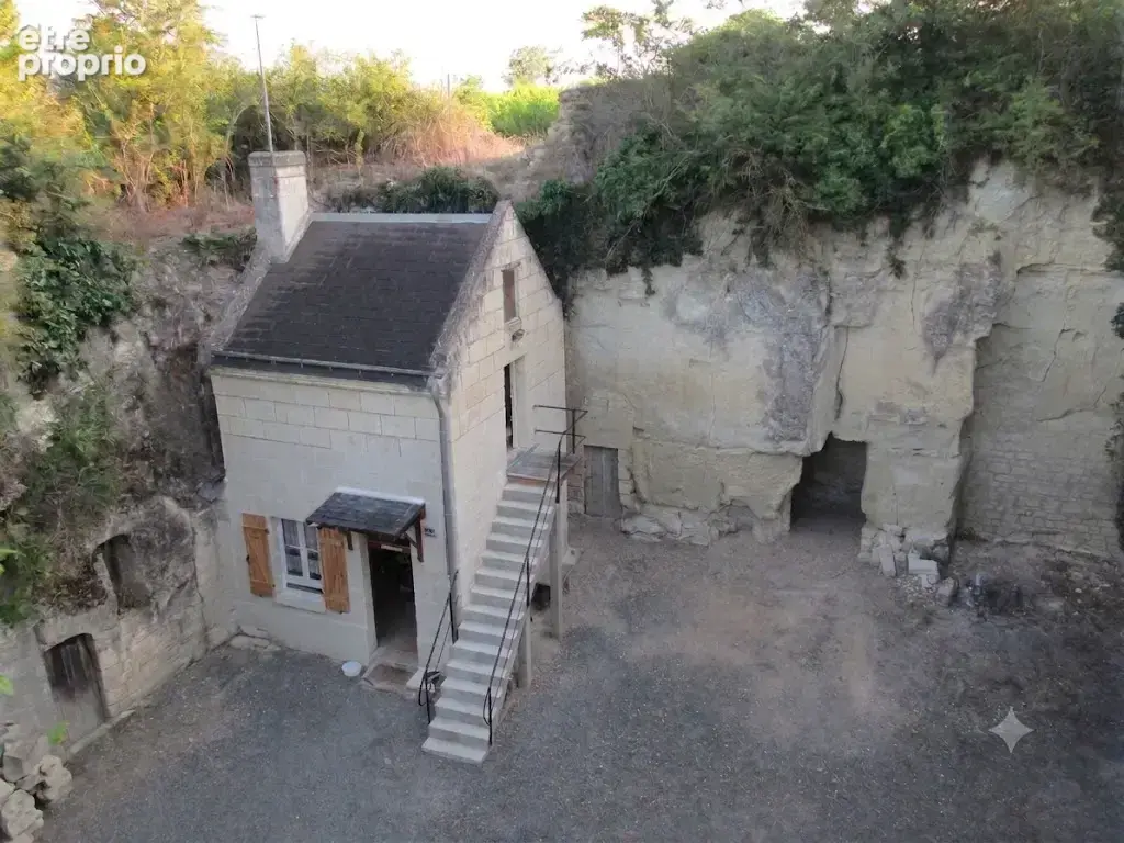 Maison à BEAUMONT-EN-VERON