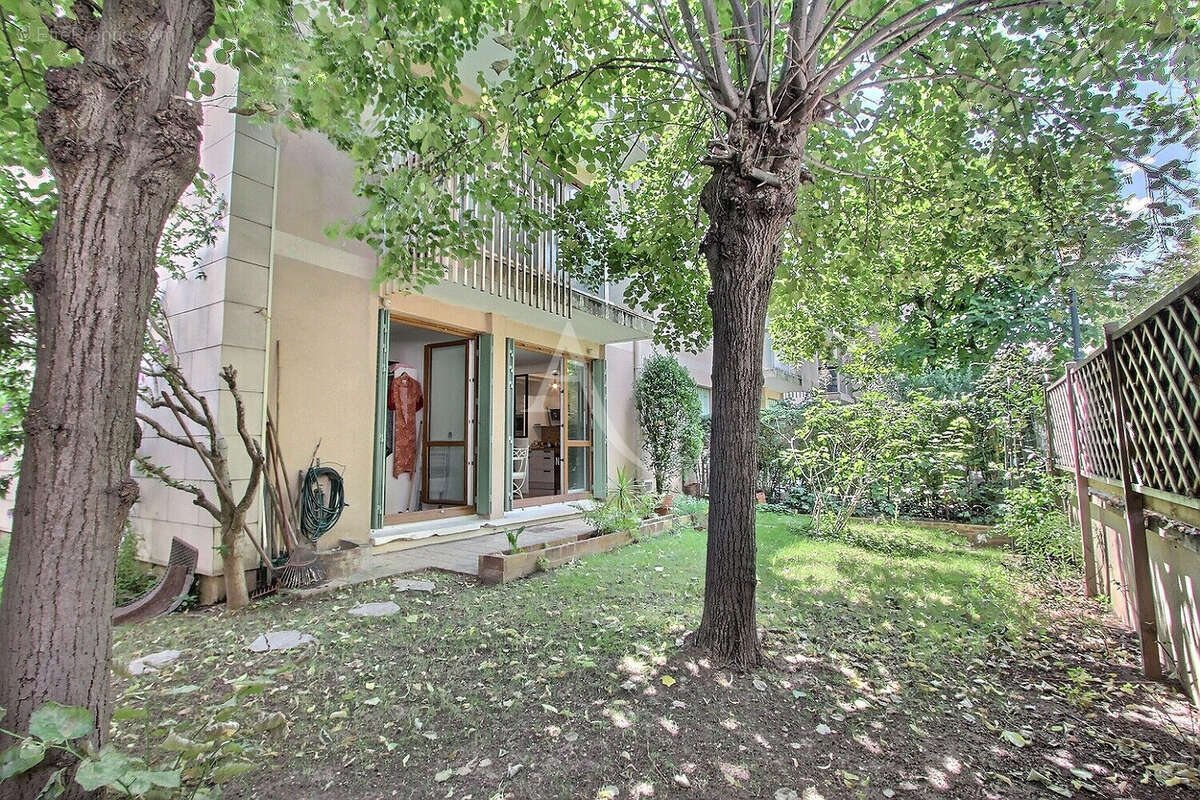 Appartement à ASNIERES-SUR-SEINE