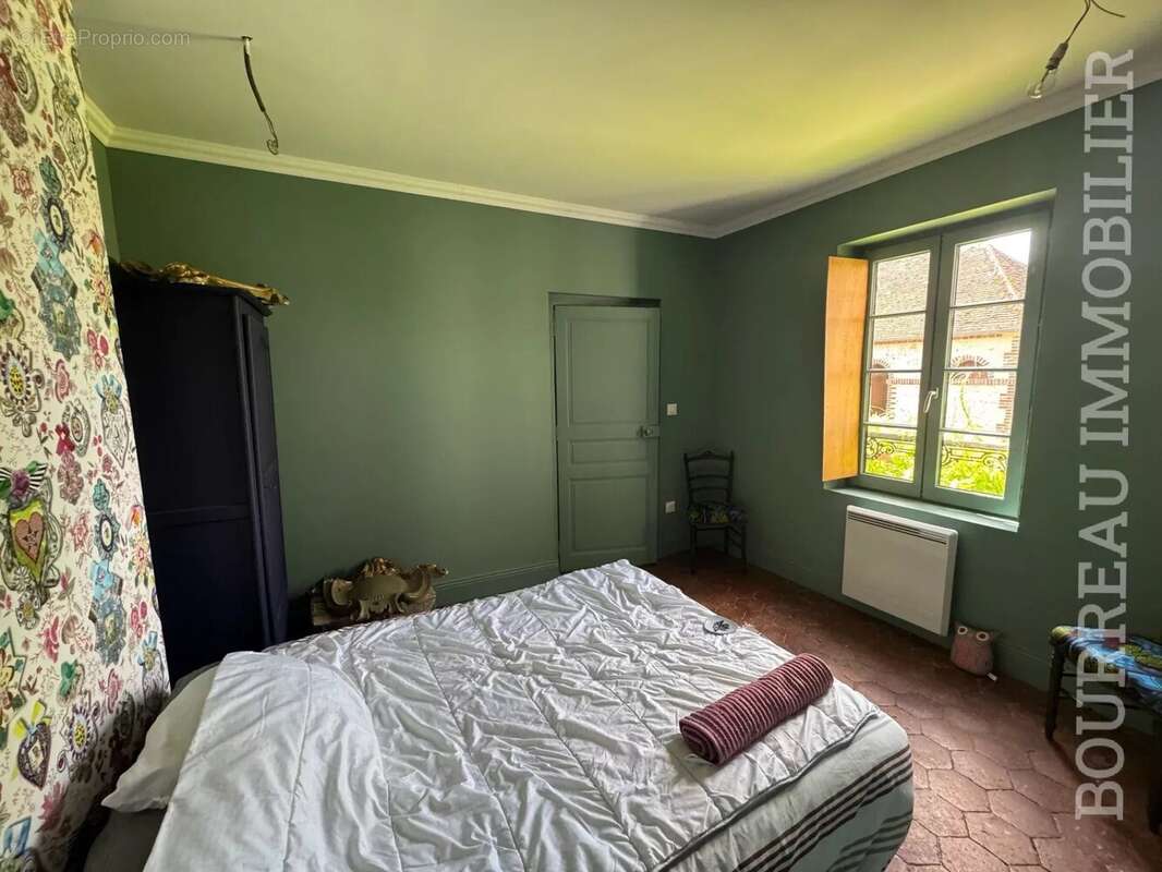 Maison à CEZY