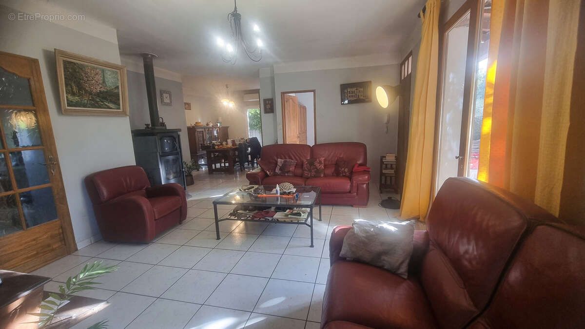 Maison à LA FARLEDE