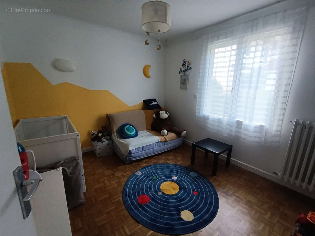 Maison à BURES-SUR-YVETTE