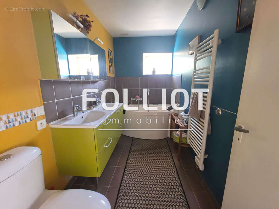 A vendre Maison 6 pièces à vendre à Marchésieux - Réf 2559FL - photo 10