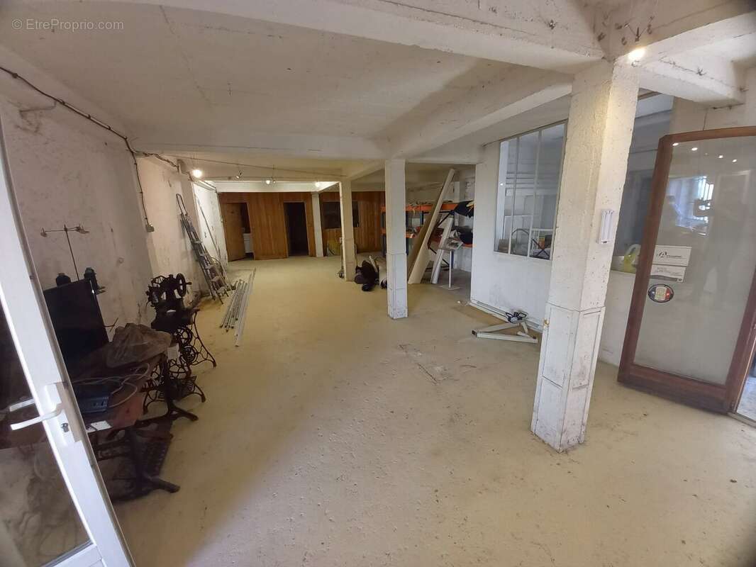 Commerce à COGNAC