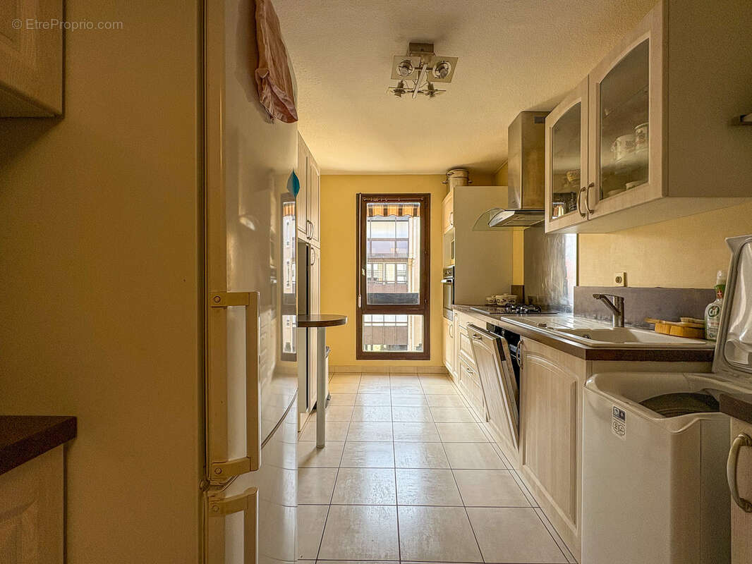 Appartement T5 de 100m2 avec garage - photo 2
