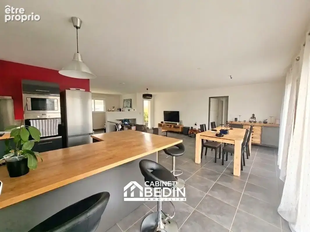 Maison 5 pièces 107 m² à vendre à Sadirac (33670) - photo 3