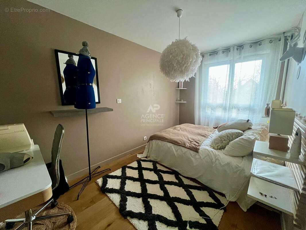 Appartement à HOUILLES