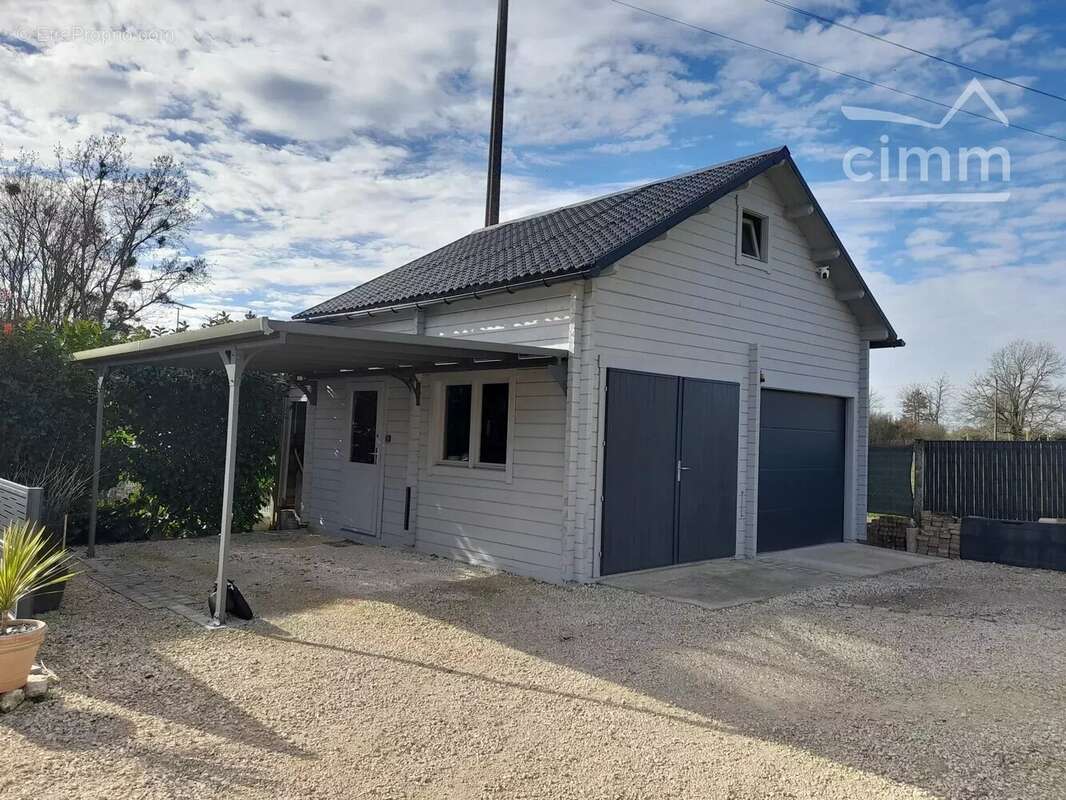 Maison à CHOUZY-SUR-CISSE