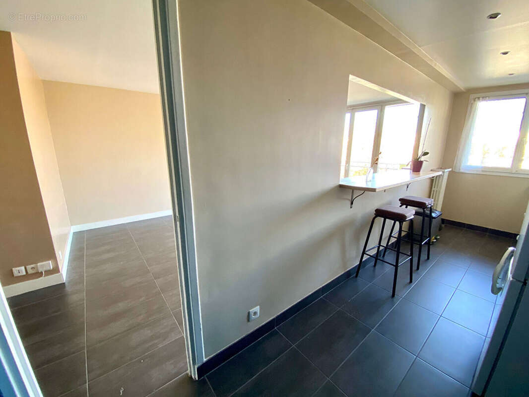 Appartement à SARTROUVILLE